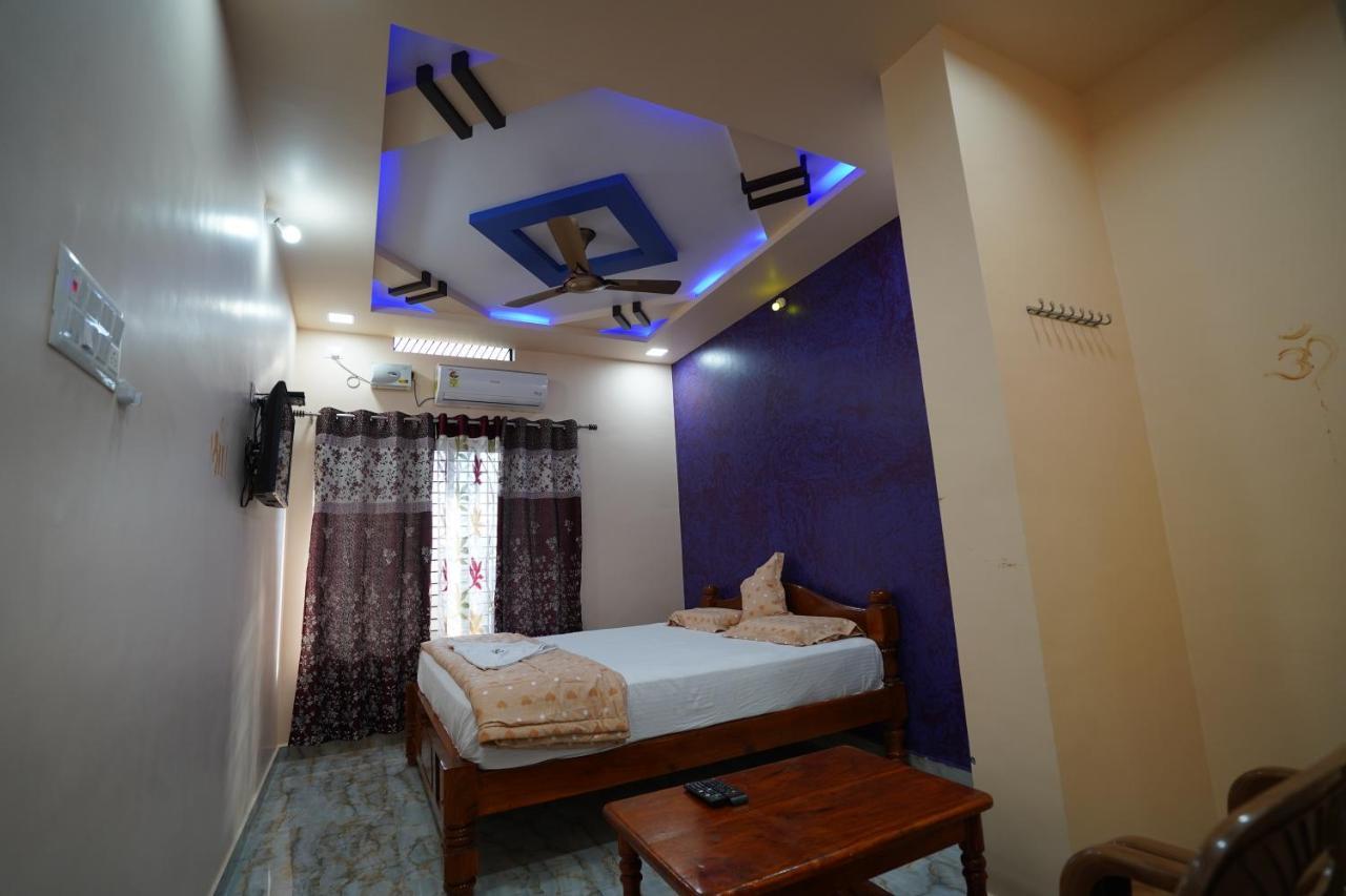 Akash Homestay هامبي المظهر الخارجي الصورة