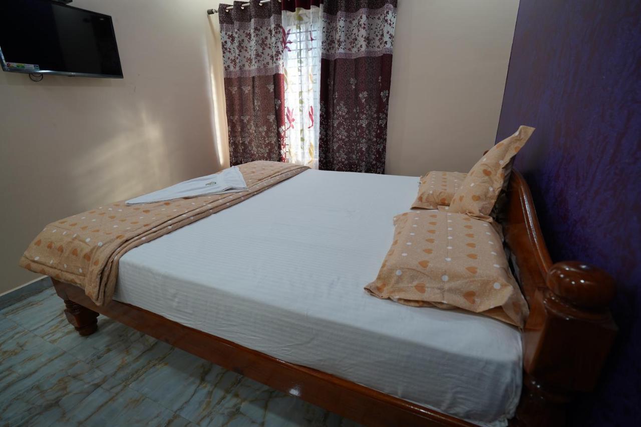 Akash Homestay هامبي المظهر الخارجي الصورة