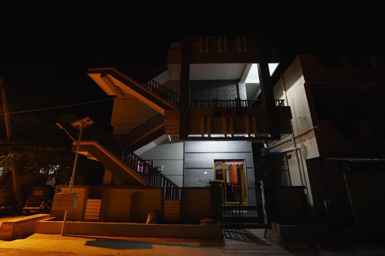 Akash Homestay هامبي المظهر الخارجي الصورة
